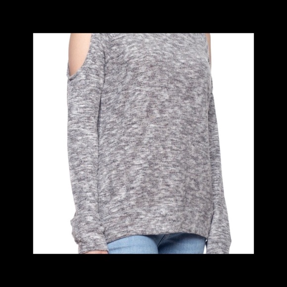 Cold Shoulder Sweater - Picture 2 of 3